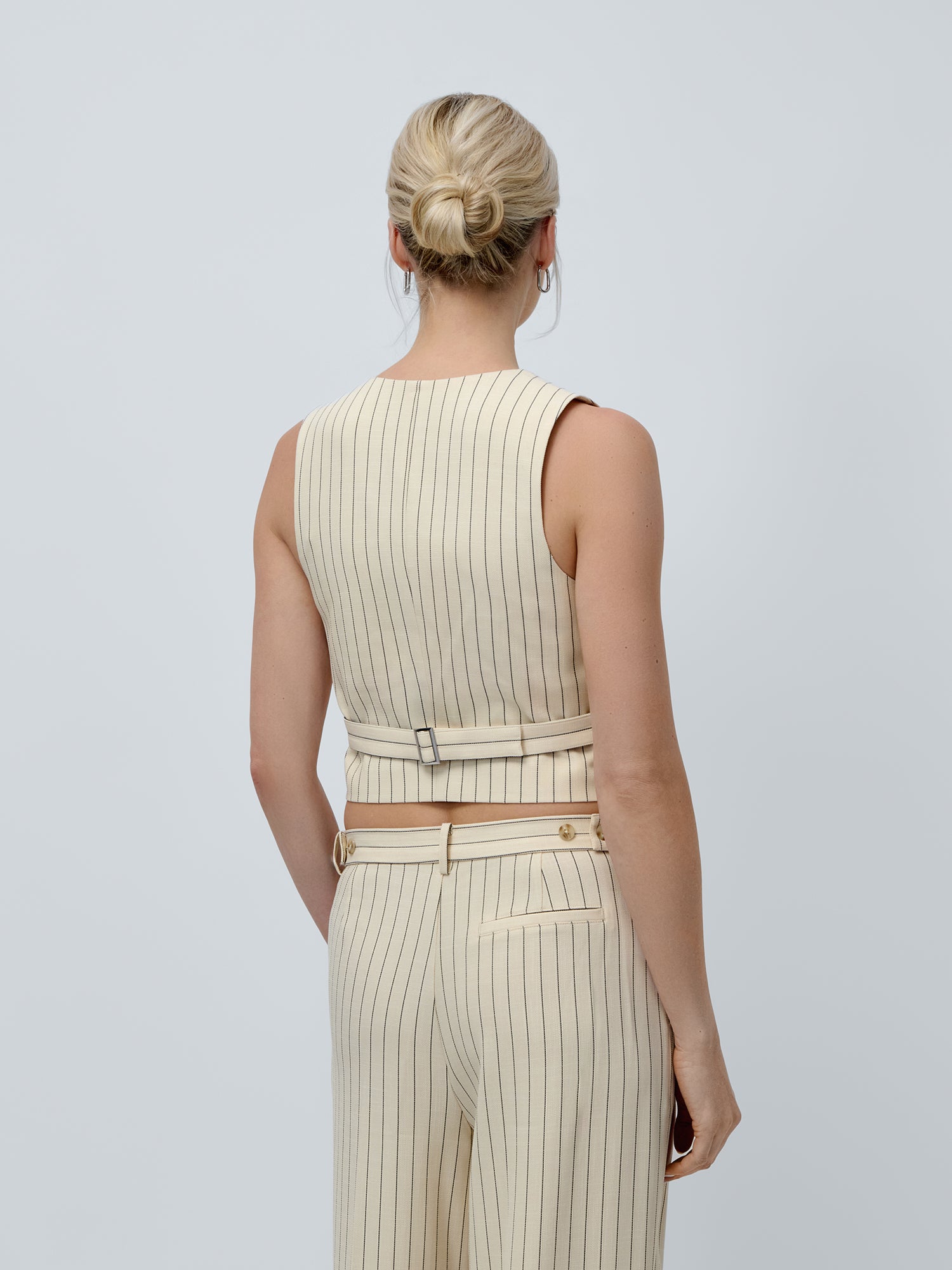 Elaine Vest 34