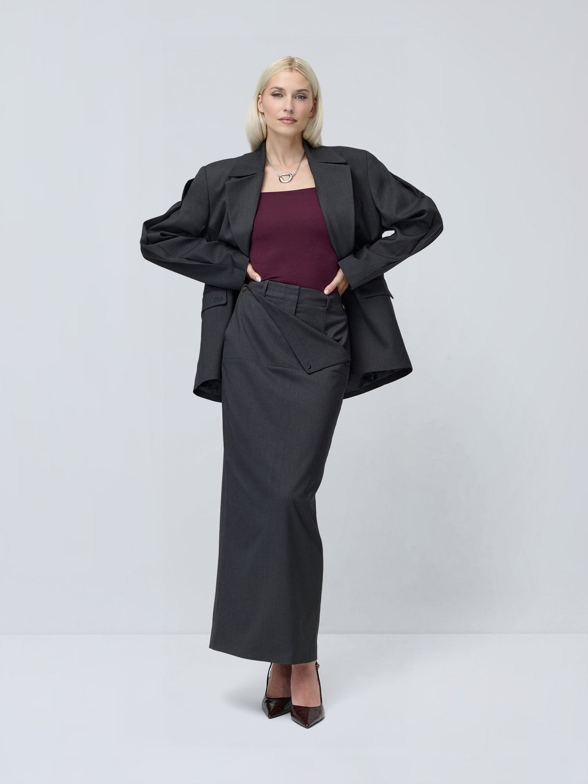 Style: "Allie" Blazer 34