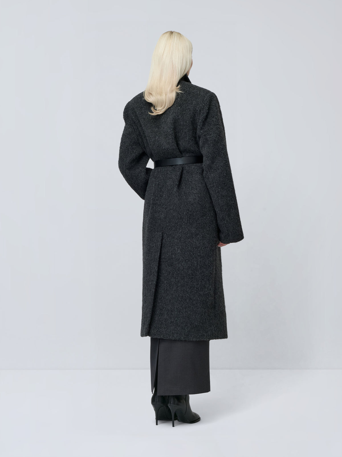 Style: "Laurentia" Coat 34