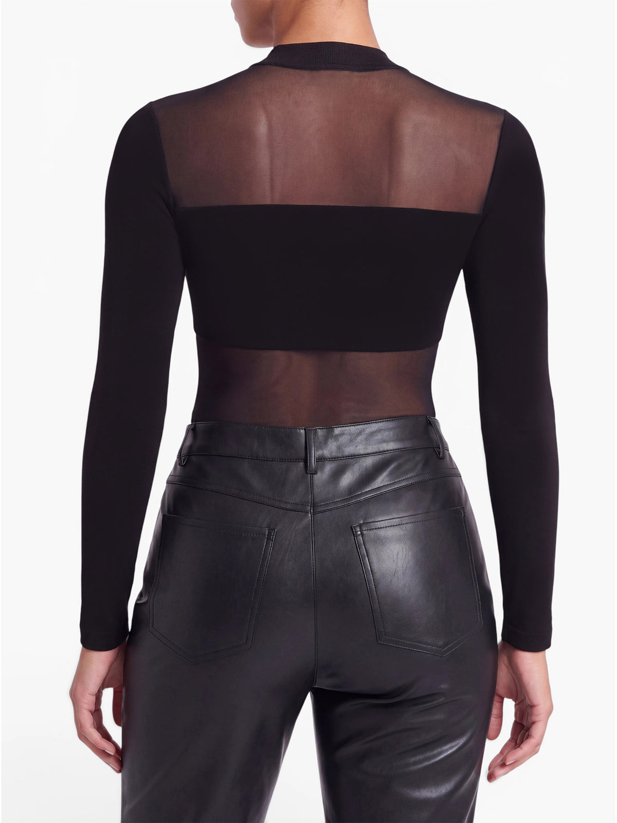 Style: "Carla" Body 34