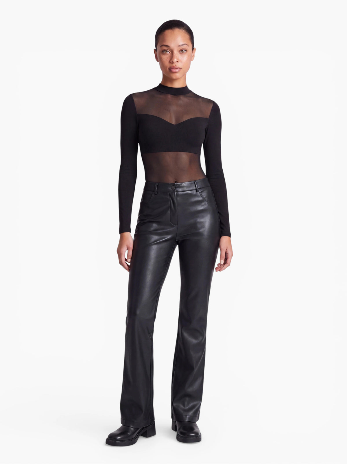 Style: "Carla" Body 34