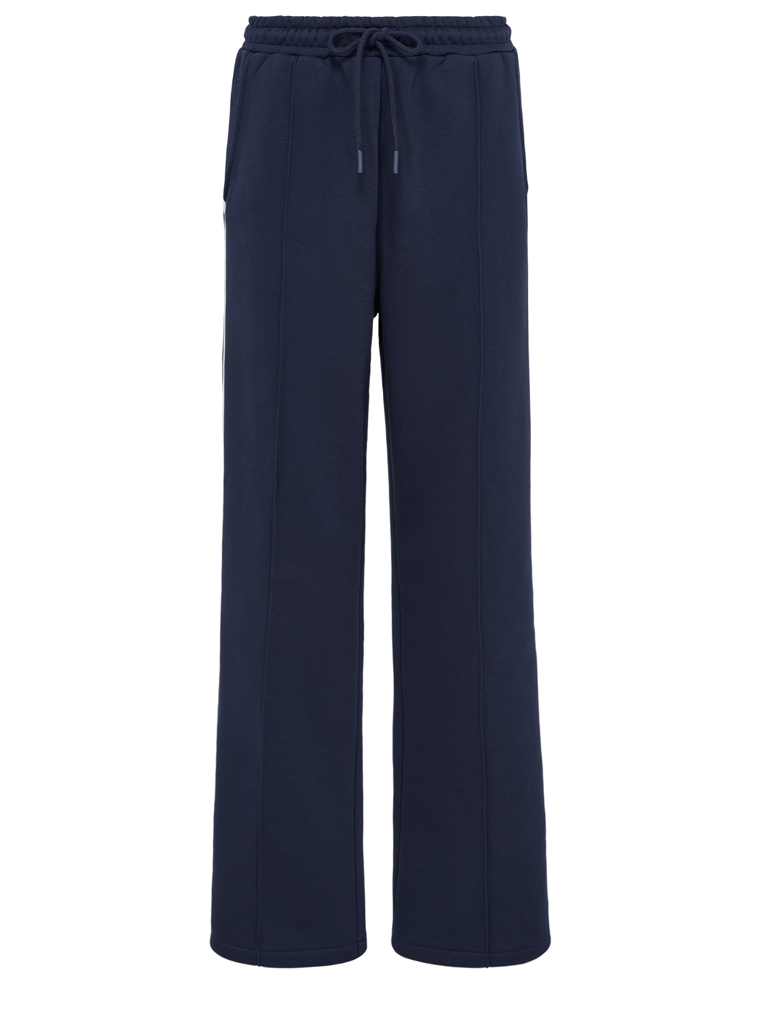 LeGer x Oh April - Joan Jogger von LeGer von Lena Gercke: Marineblaue Jogginghose mit elastischem Kordelzug in der Taille, Seitentaschen und geradem Bein, modelliert von einer 1,73 m großen Person vor einem weißen Hintergrund.