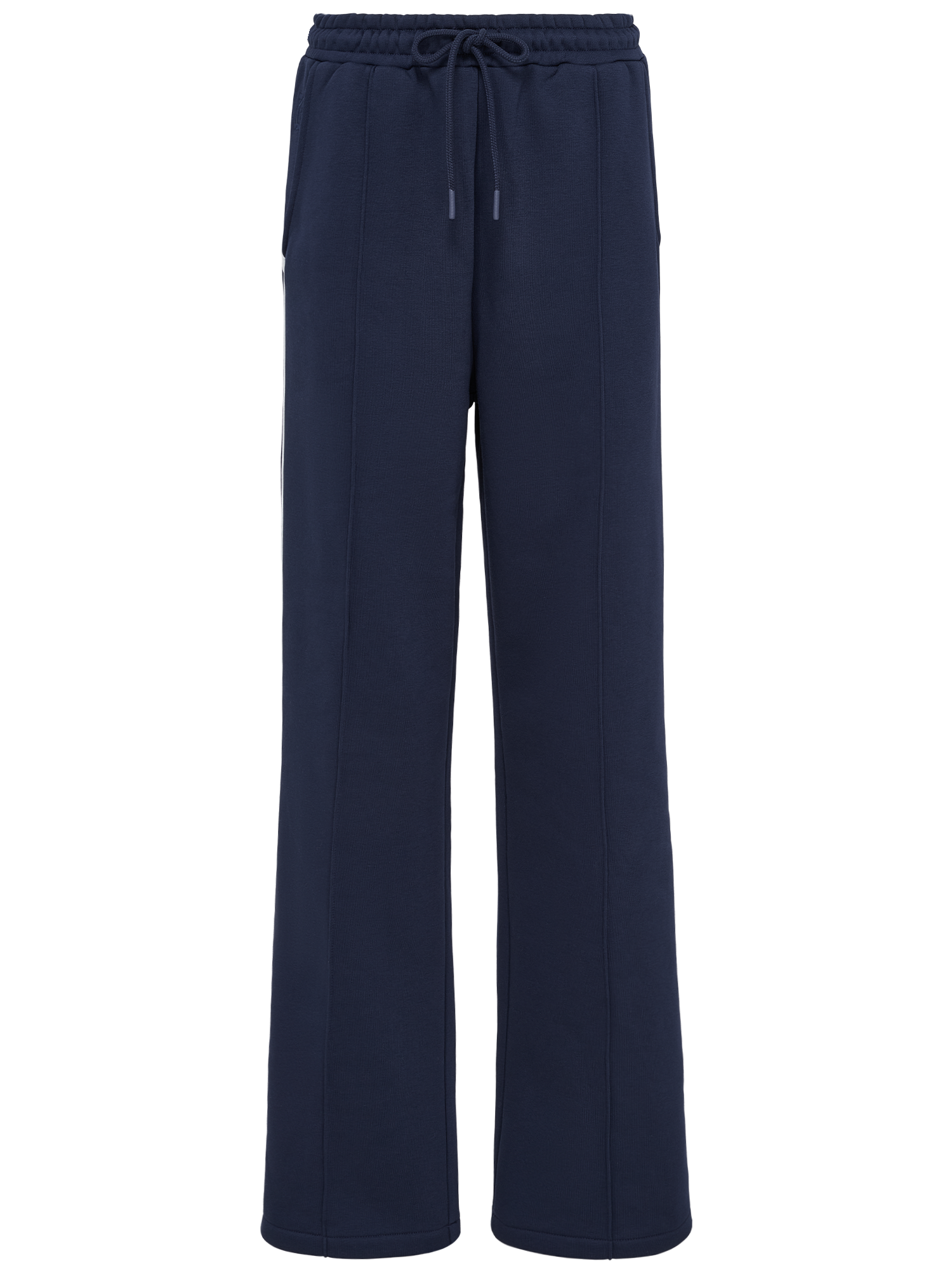 Die LeGer x Oh April - Joan Jogger Tall von LeGer by Lena Gercke ist eine marineblaue, durchgehende Jogginghose mit elastischem Bund, Kordelzugverschluss, Seitentaschen und einer entspannten Passform mit geradem Bein. Das Model ist 1,79m groß und trägt Größe 38. Abgebildet auf einem einfarbig weißen Hintergrund.