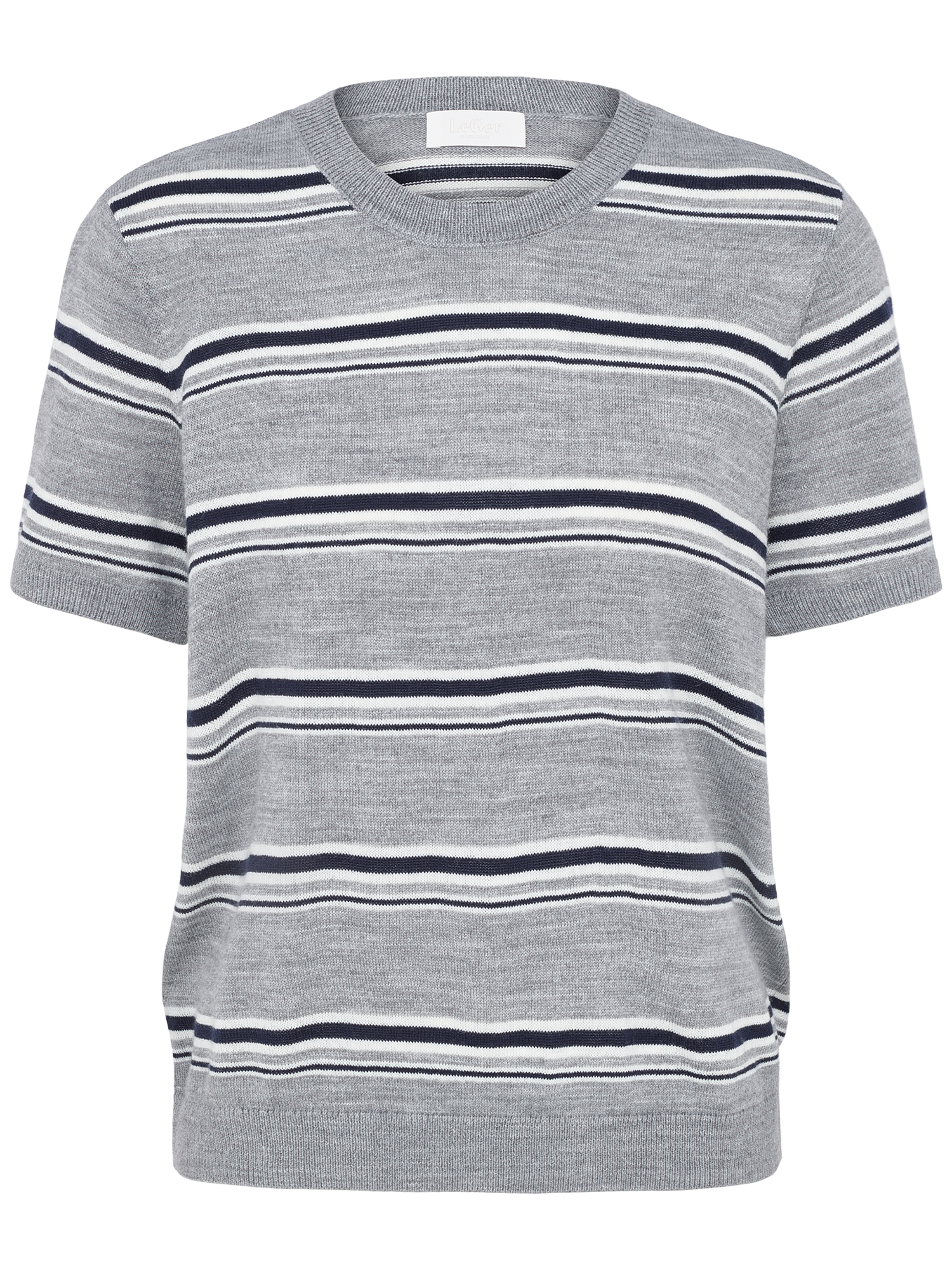 Der Selma Pullover von LeGer by Lena Gercke ist ein kurzärmeliger, grauer Strickpullover in Größe 36 mit weißen und marineblauen Streifen und einem Rundhalsausschnitt. Er hat eine reguläre Länge und ist vor einem schlichten hellen Hintergrund abgebildet.