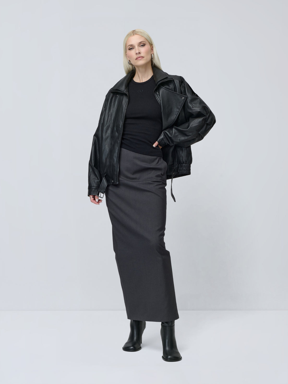 Style: "Jessa" Jacket 34