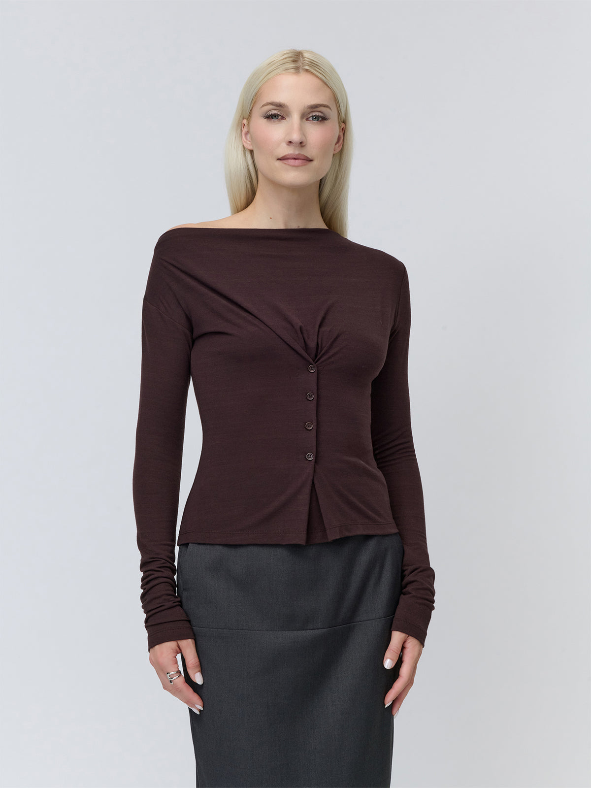 Style: "Regina" Longsleeve 34