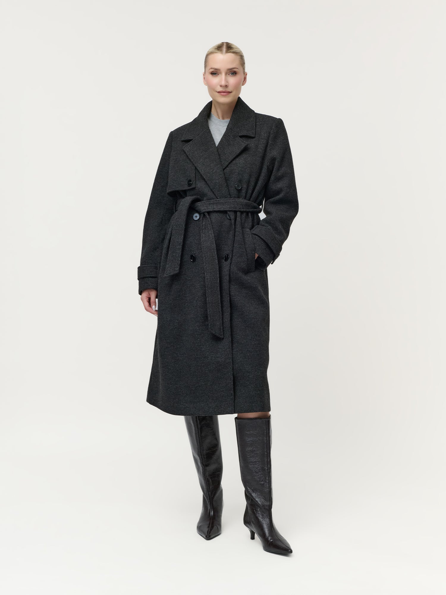 Style: "Cora" Coat 34