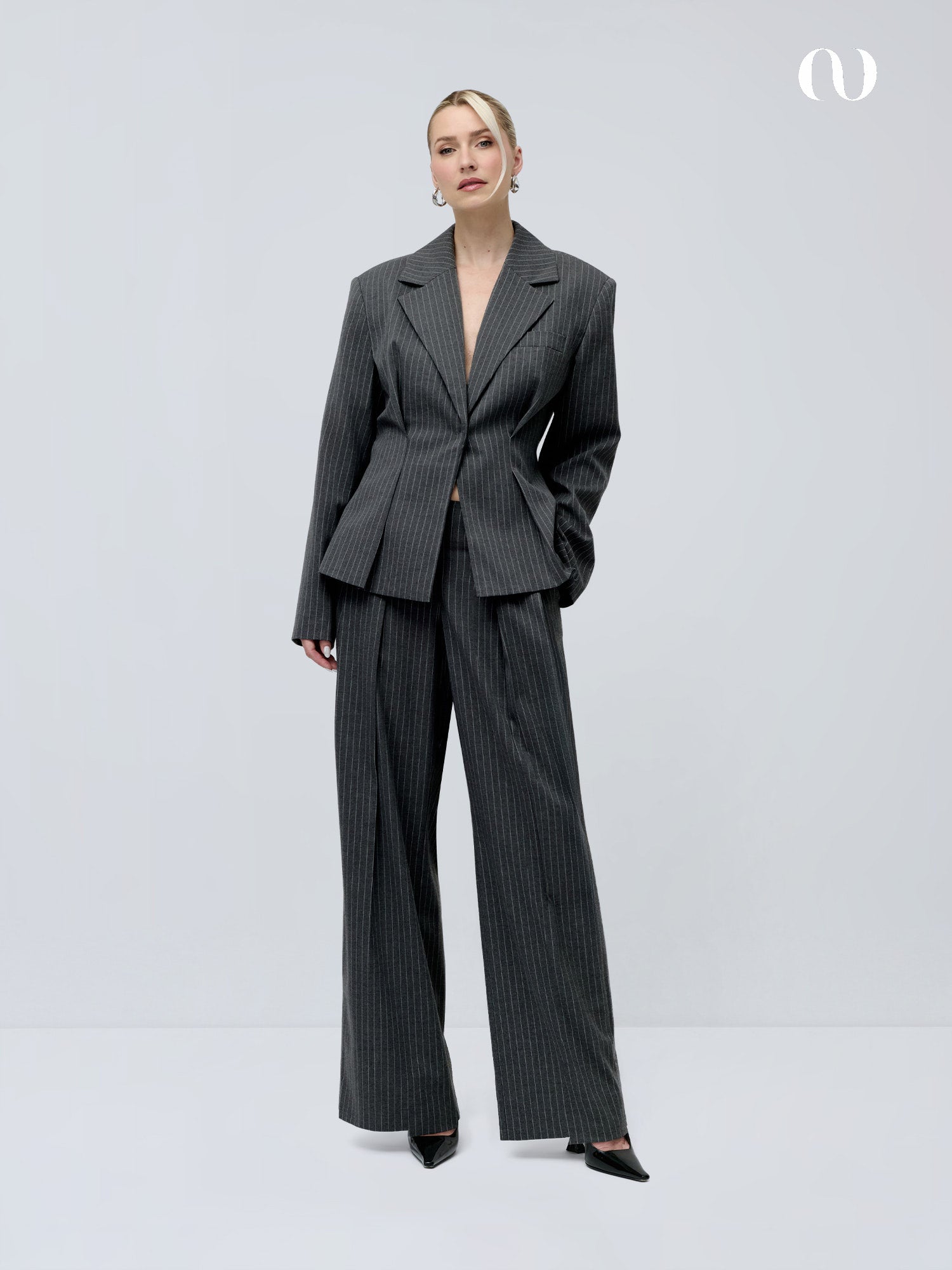 Style: "Sophia" Blazer 34