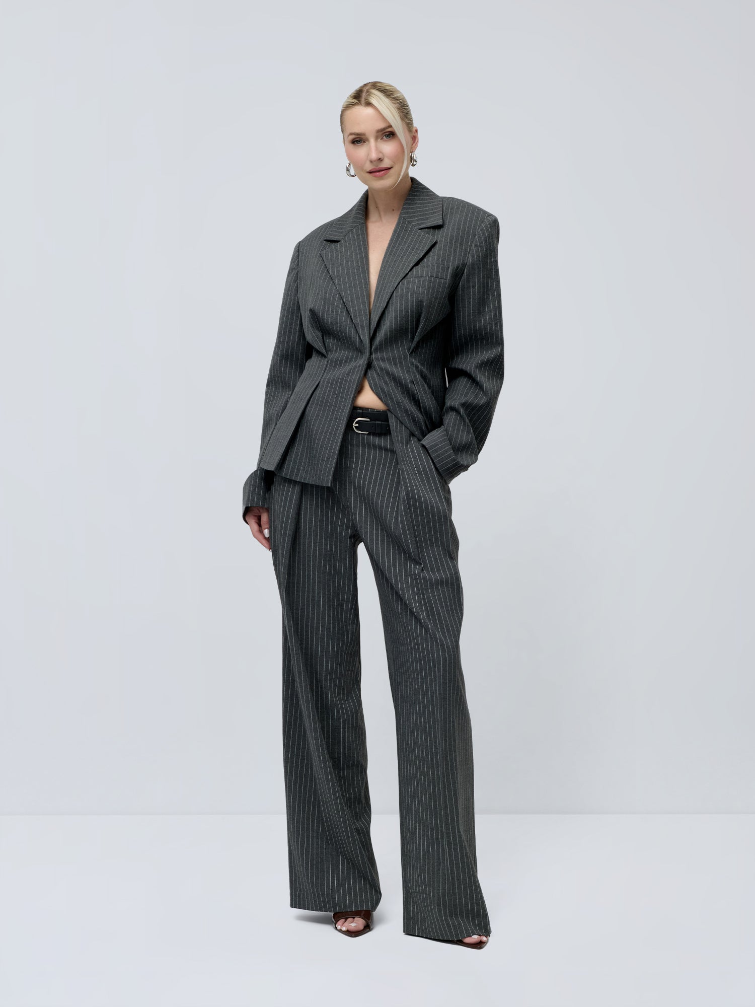 Style: "Sophia" Pants 34