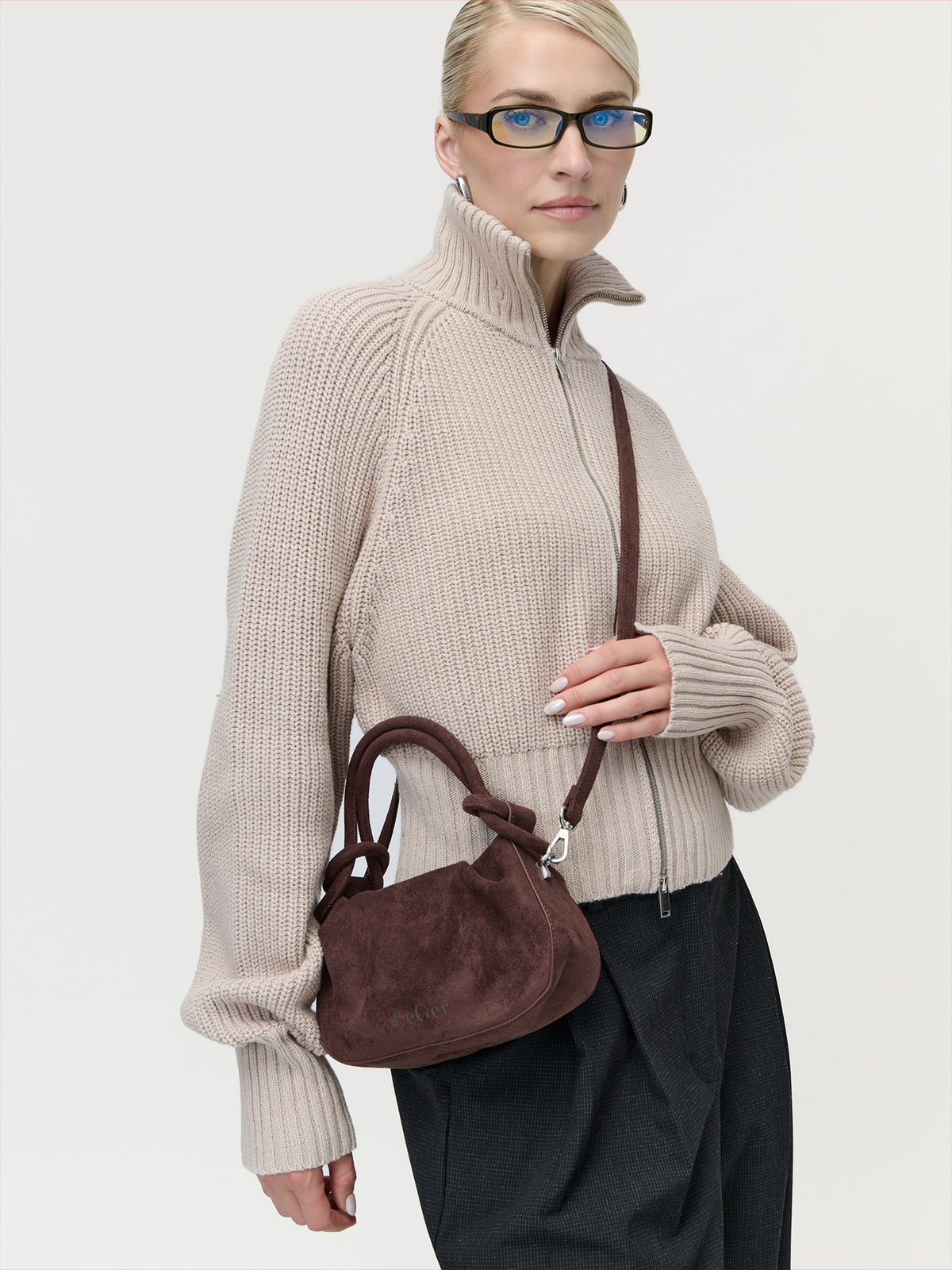 Style: "Amira" Bag One Size