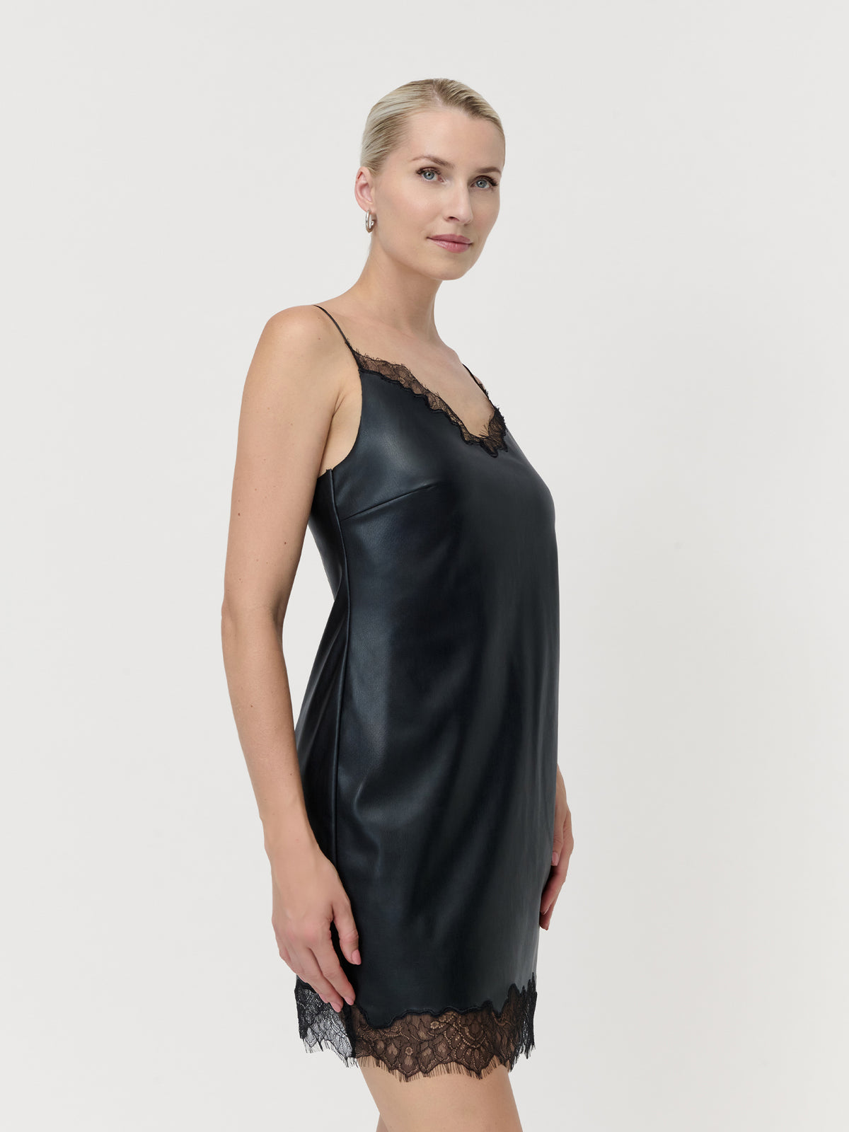 Style: "Deliane" Dress 34